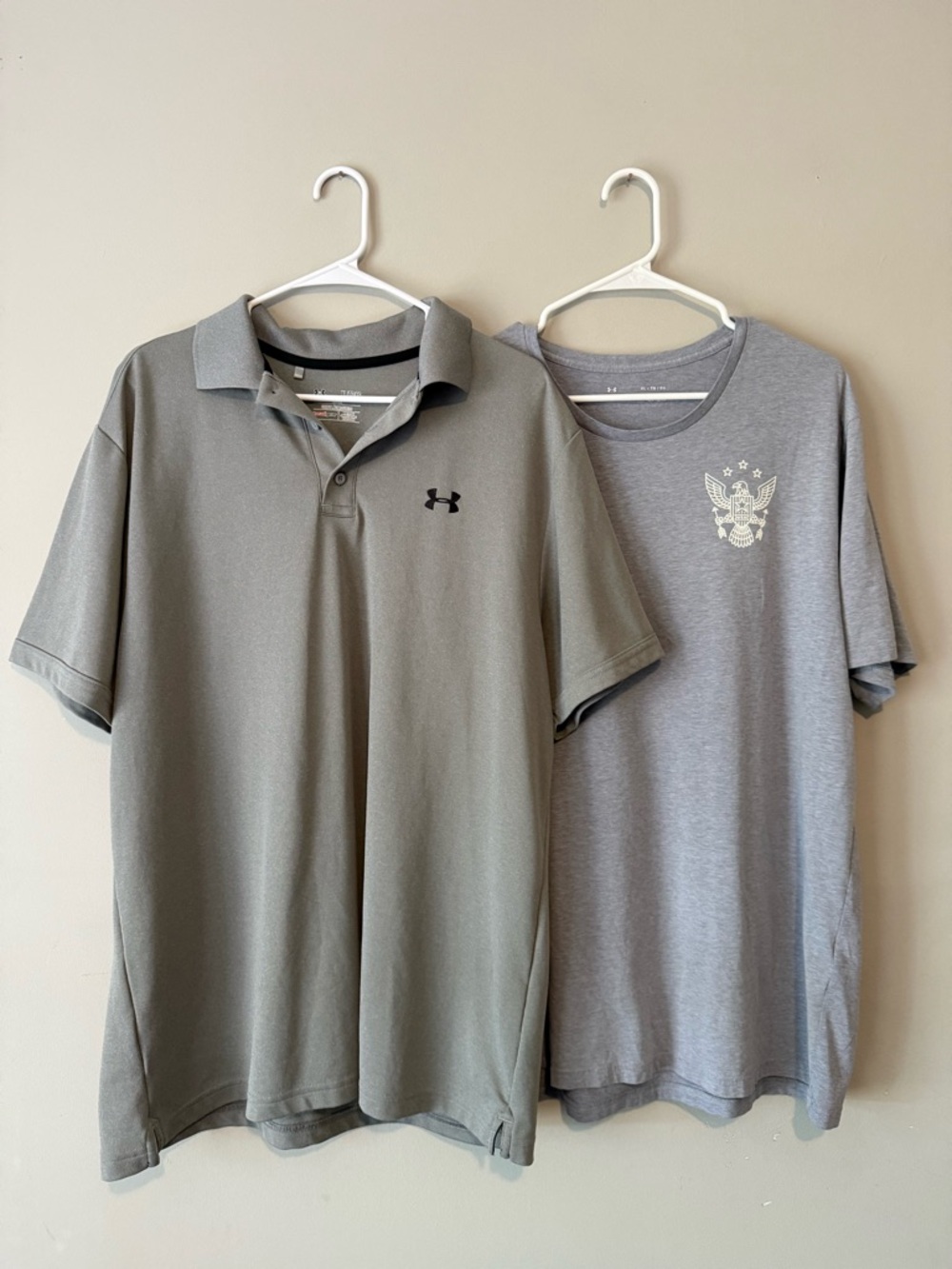 Under Armour Loose HeatGear Shirt Bundle
